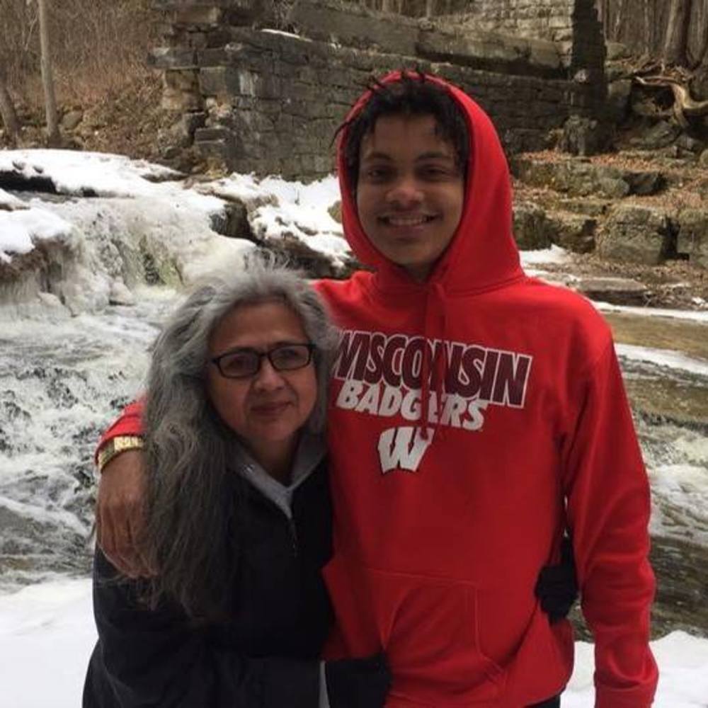 Meet your Posher, Alicia amaya